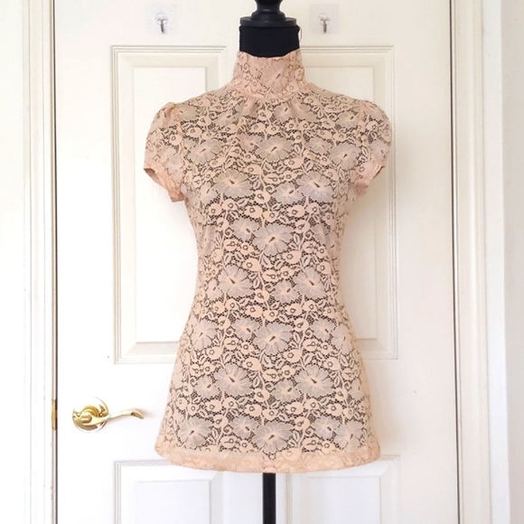 NWOT.Express Nylon and Spandex All Lace Short Sleeve Highneck Stretchable Blouse - Picture 1 of 6